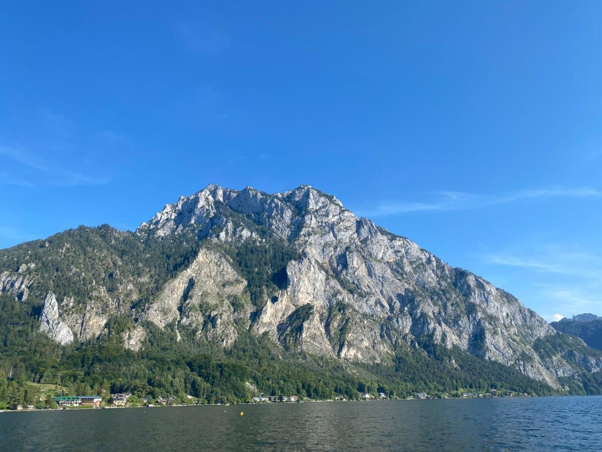 Ferienhaeuschen Am Traunsee Mit Tretboot Zur Freien Nutzung Am Badeplatz Altmünster Kültér fotó